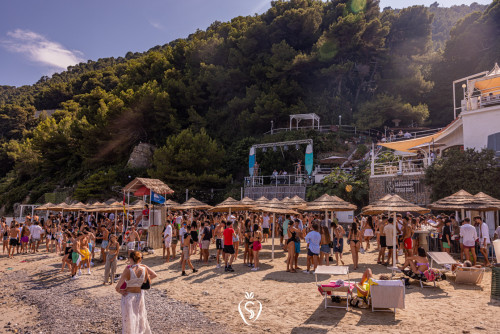 090Thursday+Beach+Party+%2D+8+Agosto